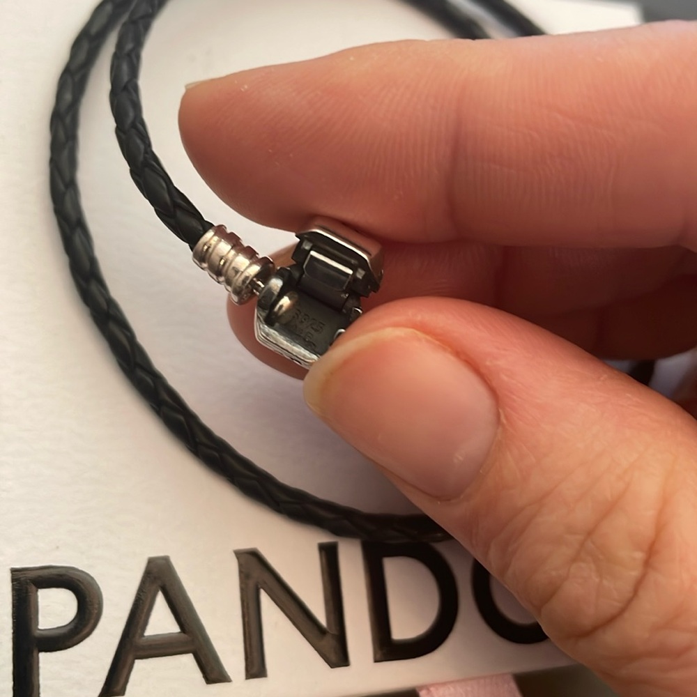 Authentic Pandora black leather double wrap Moments bracelet fits sz 7-7.5” - Picture 3 of 5